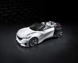 Peugeot predstavio električni koncept Fractal