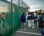 Izbjeglice zaustavile promet kroz tunel ispod La Manchea