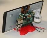 Mikrokompjuter Raspberry Pi sada ima vlastiti ekran