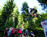 Biciklistički spektakl i odlična zabava na TrebaDH downhill utrci na Trebeviću