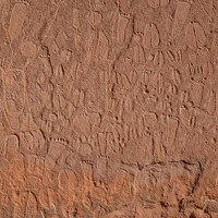 Umjetnici iz kamenog doba isklesali su detaljne crteže ljudi i životinja na stijenama u Namibiji