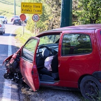 Teža saobraćajna nesreća u Hotonju kod Sarajeva, učestvovala tri automobila