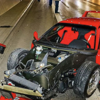 Uposlenik luksuznog salona uništio legendarni Ferrari F40