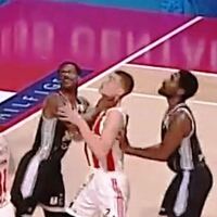 Košarkaš Partizana udario igrača Zvezde, objavljene fotografije povreda