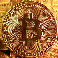 Vrijednost Bitcoina prepolovila se u posljednja četiri mjeseca