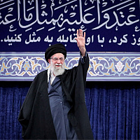 Khamenei oštro odgovorio Trumpu: Oružje koje šalje vaše nosače na dno mora opasnije je od samih brodova