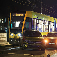Sarajevo: Sudarili se automobil i tramvaj kod Careve ćuprije, dvije osobe prevezene na KUM