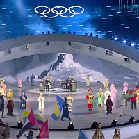 Volonter nosio zastavu BiH na zatvaranju ZOI-ja, svi sportisti su ranije napustili Italiju