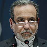 Iranski šef diplomatije odgovorio Trumpu: "Mole čak i Kinu da im pomogne u Hormuškom moreuzu, puni su rupa"