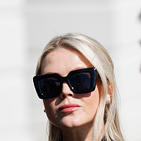 White House Spokesperson: Trump is the most well-read person in any room, it's unclear how he manages it.