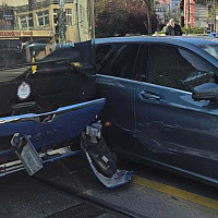 Sarajevo: Traffic accident at Skenderija, a bus and a car collided