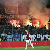 Manijaci podsjetili Horde zla na sukob na Bijambarama i zapalili im oduzete navijačke rekvizite