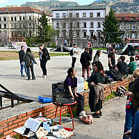 On the eve of the Day of the Liberation of Sarajevo from Fascism, a citizens' gathering with a barbecue was held in Hastahana Park.