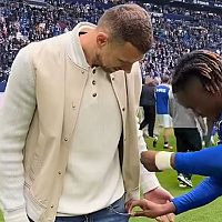 Injured Džeko and Ndiaye "pocket three points," see the interesting celebration after Schalke's important victory