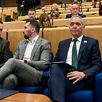 Will a universal child allowance be introduced in the Federation of BiH and what does it mean? Parliament is in session today.