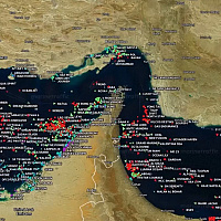 "Spike" in the Strait of Hormuz: Ships "packed" on both sides, but only a few pass through.