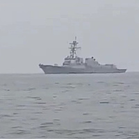 Iranians released a video in which an ultimatum to an American destroyer passing through Hormuz can be heard: Final warning.