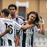 Witness the mastery of a potential Dragon: Adin Ličina scores an extraordinary goal for Juventus' second team.