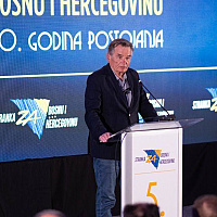 Haris Silajdžić: The story about the April package is being used to cover up the cancellation of the energy project worth 3.5 billion KM.
