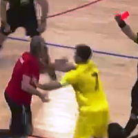 Coach attacks referee on camera during futsal match, what will the Football Federation of Bosnia and Herzegovina decide?