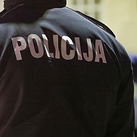 Incident u Općinskom sudu u Mostaru: Sudski policajac neoprezno rukovao oružjem i ranio sebe u nogu