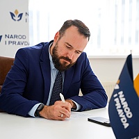 Admir Čavalić pristupio Narodu i Pravdi: "Država, ekonomija i društvo su važniji od same stranke"