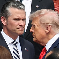 Iran će im doći glave? Izraelski mediji tvrde da zbog protivljenja miru Trump razmatra smjenu Hegsetha i Ratcliffea