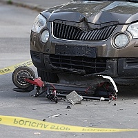 Preminuo vozač romobila koji je jučer doživio tešku nesreću u centru Sarajeva
