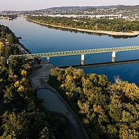 Nevjerovatni snimci Dunava: Prije dvije godine plavio je Budimpeštu, a danas otkriva riječno dno