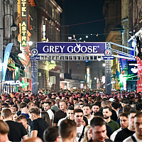 Počela festivalska groznica u Sarajevu: Pogledajte atmosferu na ulicama glavnog grada
