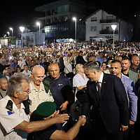 Bećirović na obilježavanju godišnjice 505. viteške brigade: Neprijatelji države ne vole da nas vide masovno okupljene