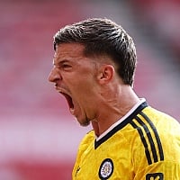 Muharemović i društvo iz odbrane opet briljirali, Leeds izbacio Nottingham iz Liga kupa