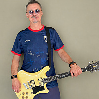 Pavi iz Plavog orkestra gitara je ukradena na početku rata u Sarajevu: Ovo je priča kako ju je pronašao nakon 34 godine