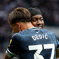 Oduševljeni Englezi žele još igrača poput Dedića, trener Newcastlea: "Njemu je sve dosta lakše"