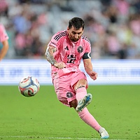 Još jedna noć čarobnjaka za pamćenje: Lionel Messi postigao četiri gola i sam potopio Montreal