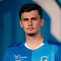 Benjamin Tahirović predstavljen kao novi igrač Genka, zadužio je dres s brojem četiri