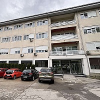 Mališani koji su povrijeđeni kod Cazina i dalje u teškom stanju: Kod sve troje djece amputirane desne noge, jedno u komi