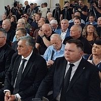 Predsjednik RS-a Siniša Karan i ministar policije Željko Budimir na komemoraciji krvniku Mladiću