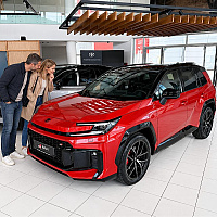 Mijenja se slika bh. tržišta automobila: Toyota raste, Kinezi osvajaju kupce, a hibridi sustižu dizel
