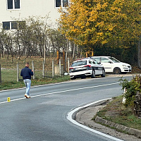 U prevrtanju autobusa kod Tuzle povrijeđeno 11 osoba
