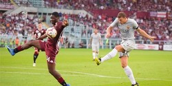 Edin Džeko spektakularnim pogotkom u 90. minuti donio pobjedu Romi protiv Torina