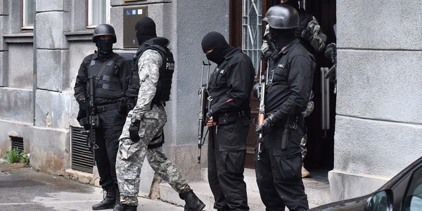 Pretresi zbog korupcije na 17 lokacija u Bosni i Hercegovini