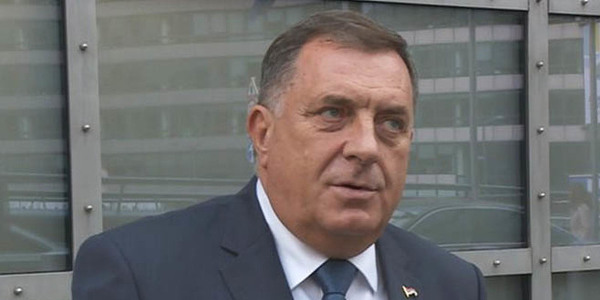 Dodik: BiH neće dobiti kandidatski status EU s visokim predstavnikom i stranim sudijama