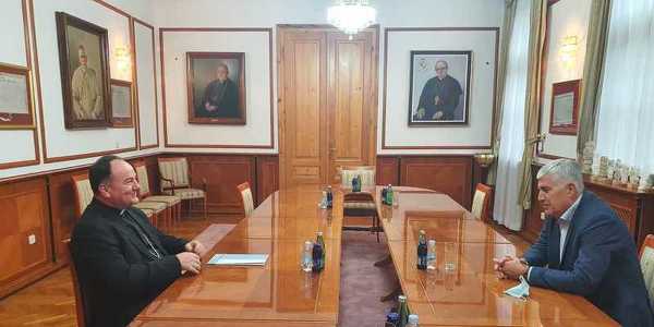 Čović: Hrvatski narod i Katolička Crkva jedan od tri temeljna stupa BiH