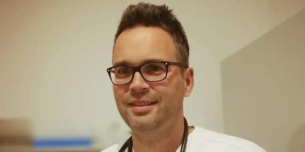 Preminuo sarajevski ljekar Amir Omerbašić