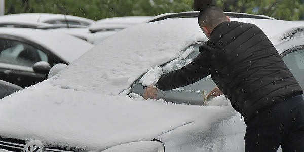 Iz ljeta u zimu: Snijeg i temperaturni šok u samo nekoliko sati u cijeloj BiH