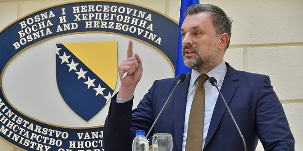Konaković oštro odgovorio Vilanu: Ljudska sramoto, holokaust i genocid u Srebrenici nisu takmičenje