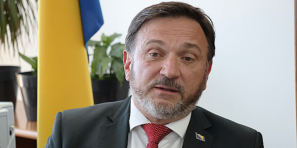 Hasičević: Neradna nedjelja ostaje, moguće uvođenje 18 radnih nedjelja uz značajnu naknadu