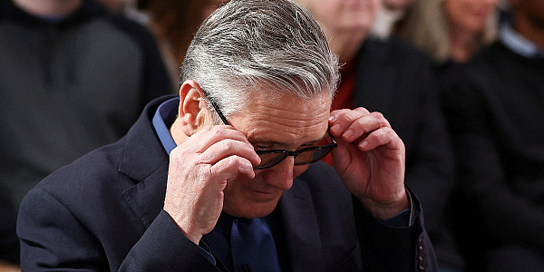 Epsteinovi spisi mogli bi uništiti političara koji se u njima ni ne spominje: Starmer na "tankom ledu"