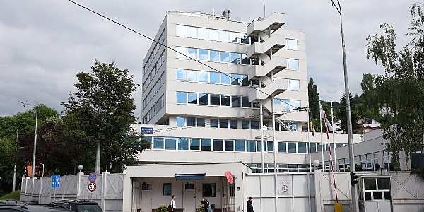 Louis Crishock imenovan za v.d. visokog predstavnika, PIC sebi zadao novi rok za imenovanje Schmidtovog nasljednika